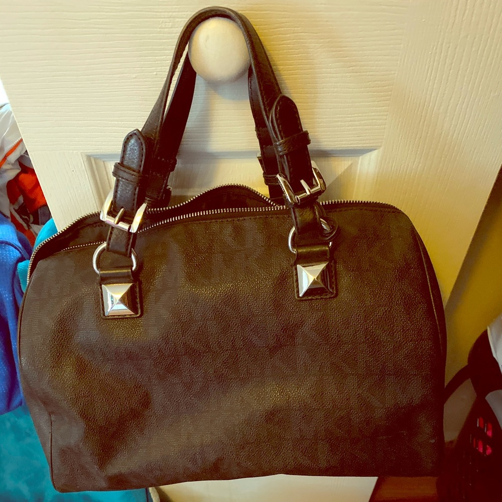 Black Michael kors
